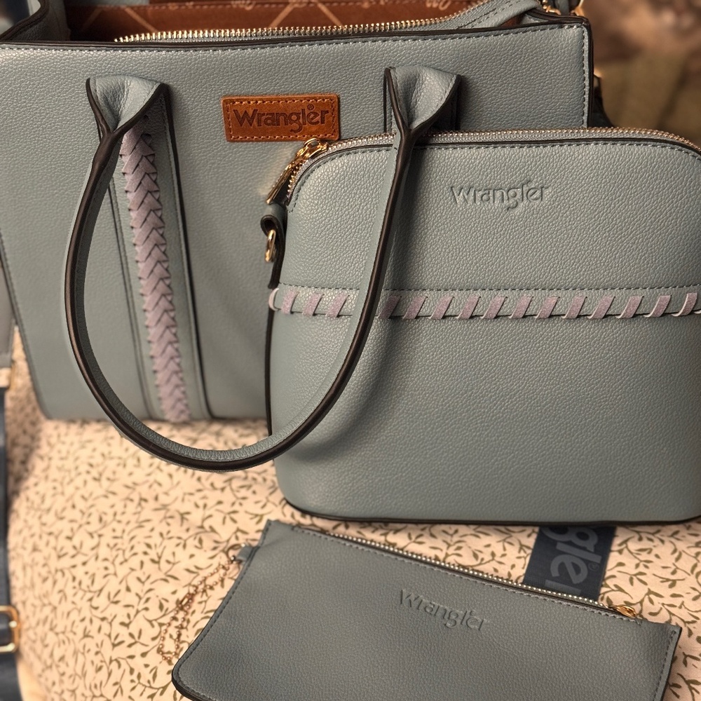 Wrangler Trio Bags